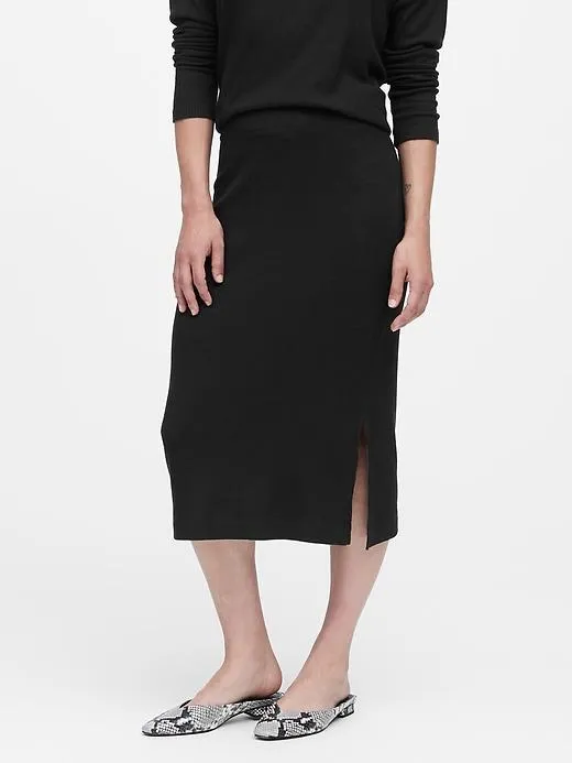 Luxespun Knit Pencil Skirt in Black