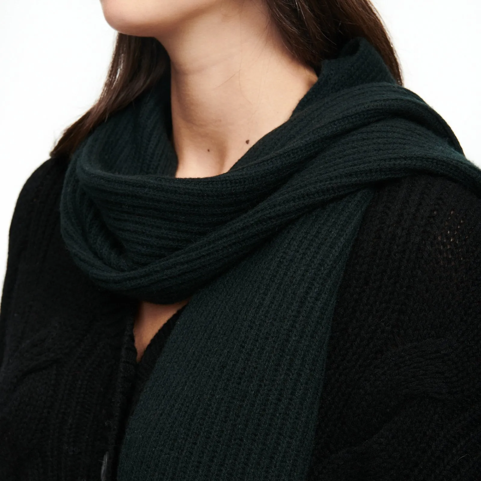 Signature Ribbed Cashmere Scarf